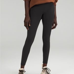 Lululemon Align HR Tight 25” with *Pockets* Size 2 Black